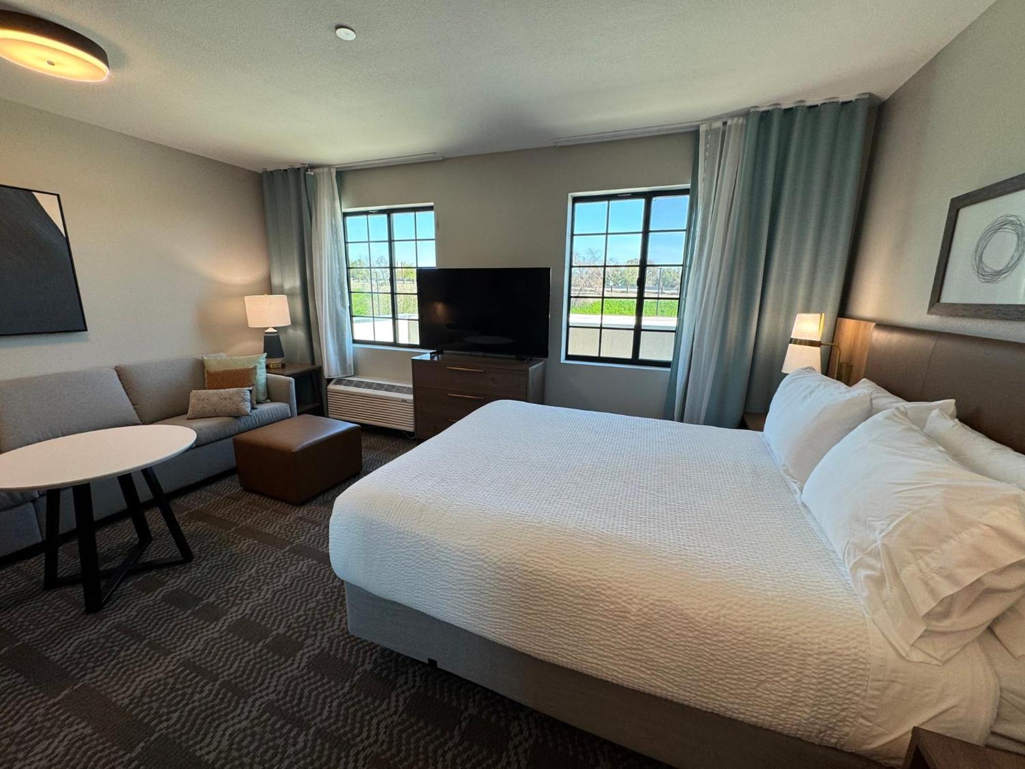 Staybridge Suites Sacramento Woodland By Ihg Exterior photo